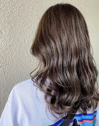 セミロング パーマ カラー LOOP 佐藤のヘアスタイル
