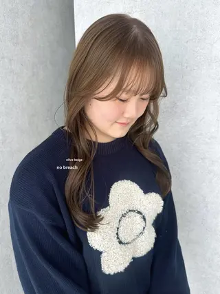 ロング カラー v-lab studio所属・韓国レイヤーカット/ 艶カラー/ noaのヘアスタイル