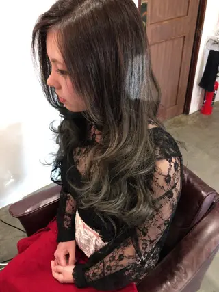 ロング カラー レイヤーカット匠 イソザキノリユキのヘアスタイル