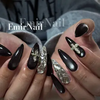 ネイル Emir Nailのネイルデザイン