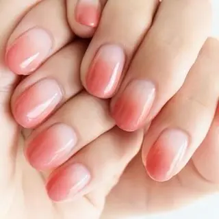 ミディアム Nail Salon midnightのネイルデザイン