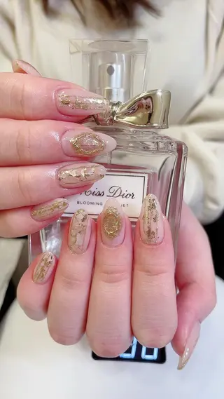 セミロング カラー ネイル Petite Cannelleのネイルデザイン