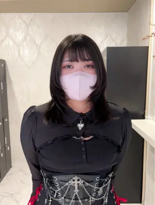 ミディアム ブリーチモデル募集中 星川まお𝜗𝜚のヘアスタイル