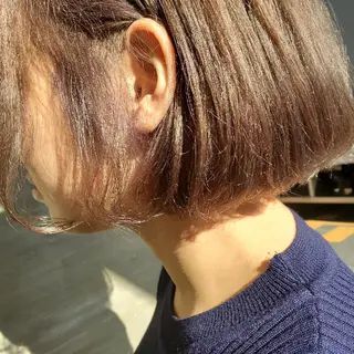 ショート カラー 谷 結奈のヘアスタイル
