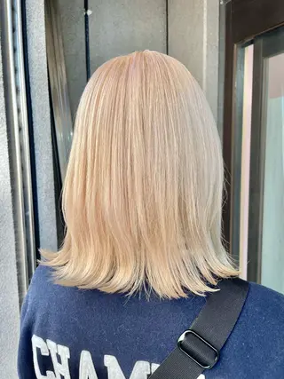 セミロング ツヤ髪矯正 Kanaのヘアスタイル