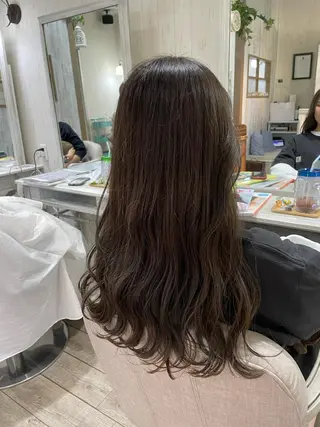 ロング ネモトメイナ🌿 今月末で退職しますのヘアスタイル