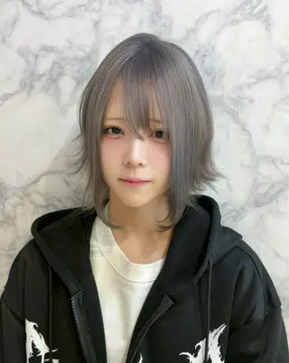 ショート 上尾韓国レイヤー/ 艶カラー/しの🫧のヘアスタイル