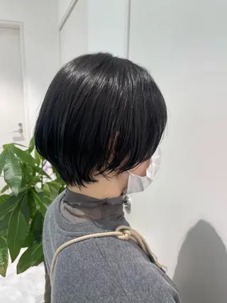 ショート カラー コテ巻き風パーマ 🦋にこ🦋のヘアスタイル