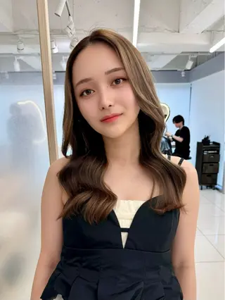 ロング 三鷹で1番ショート ボブをカットする新谷のヘアスタイル