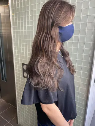 ロング カラー パーマ ヘアアレンジ ネイル マツエク・マツパ 🫧umu.🫧韓国 /レイヤー/ハッシュのヘアスタイル
