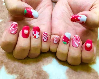 ネイル Nail&eye Belire 新宿のネイルデザイン