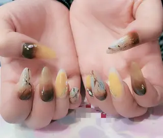 ネイル R salonのネイルデザイン