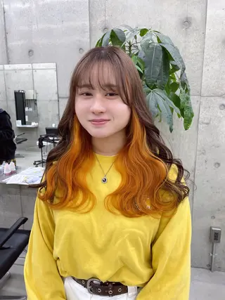 セミロング 手島 カミラのヘアスタイル