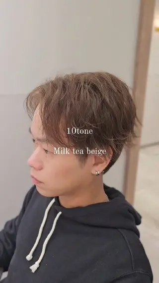ショート メンズ 縮毛矯正をしている人 のためのカラーのヘアスタイル