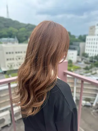 セミロング カラー Viage （ビアージュ）のヘアスタイル