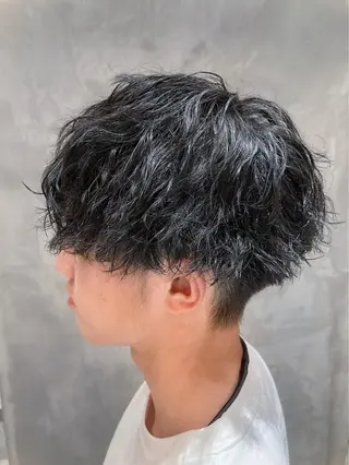 ショート パーマ メンズ 波巻きスパイラルパー マ/シャドウパーマ駿のヘアスタイル