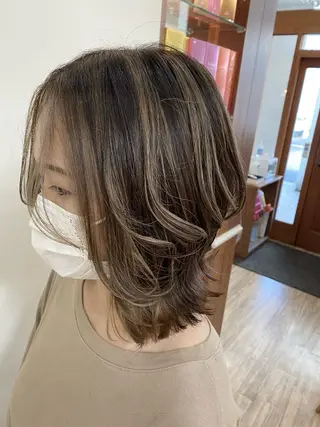 カラー SALOWIN栄 高須大貴のヘアスタイル