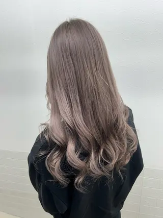 カラー ダブルスキルエクステ /羽エクステ白石宇由のヘアスタイル