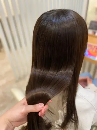 ロング 酸性ストレート/ブリ ーチなしWカラー河本のヘアスタイル
