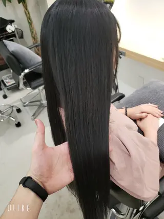 ロング 透明感カラー×髪質改 善✨️町田築✨️のヘアスタイル