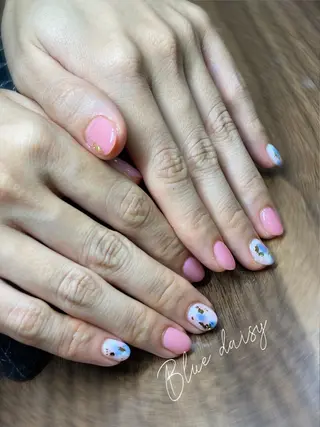 ネイル Blue daisy 栄本店のネイルデザイン