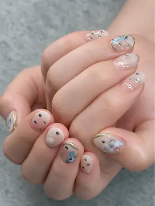 ネイル Roger 舞のネイルデザイン