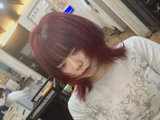 ショート カラー ヘアアレンジ ハイトーン・ブリーチ ムラ修正　八須　錬のヘアスタイル