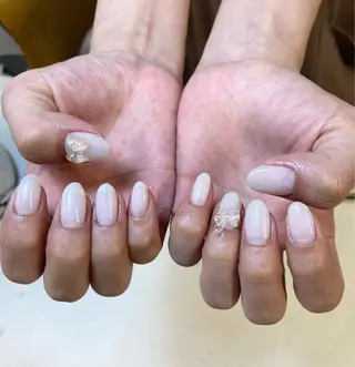 ネイル 大分市都町のサロン in NUDGEの眉毛・アイブロウイメージ