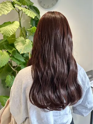 ロング 井手上 陽菜のヘアスタイル