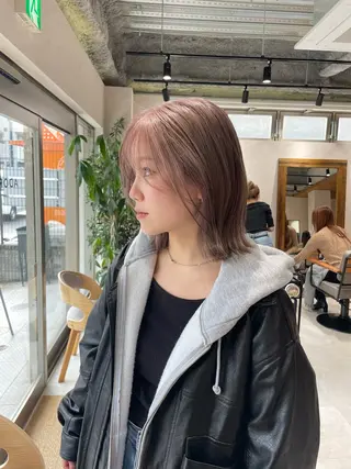 ミディアム カラー 🍐透明感カラー🍐 レイヤーカットのヘアスタイル