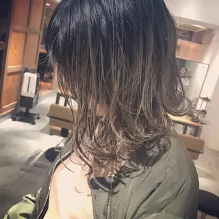 カラー pole/apartment所属・💓パーマ，💗 レイヤーカットのヘアスタイル