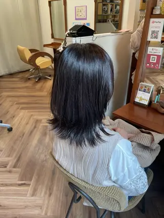 ミディアム 望月 千絵のヘアスタイル