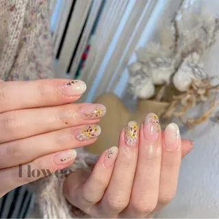 ネイル Flower nailのネイルデザイン