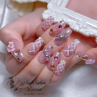 ネイル ネイルサロン ルミア Lumia 店長のネイルデザイン