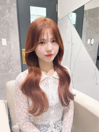 ロング 高見 紗代のヘアスタイル