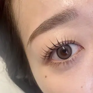 アイブロウ Narumi 🧚♂️のマツエク・マツパデザイン