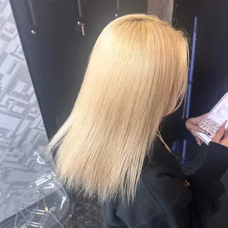 ロング カラー ainya/心斎橋 /ハイトーン/カラーのヘアスタイル