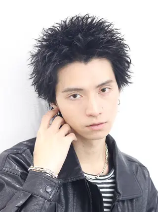 ショート カラー パーマ ヘアアレンジ メンズ キッズ 新越谷 西口徒歩1分 寒色カラー 日和佐のヘアスタイル