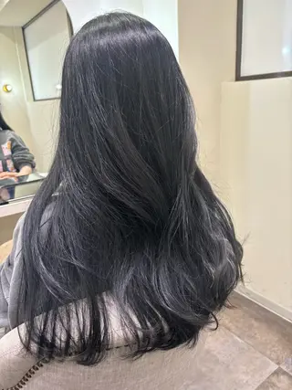 ロング カラー 猪妻 采蘭のヘアスタイル