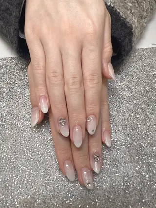 ネイル ガレンドウ 白澤 愛子のネイルデザイン