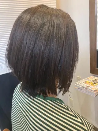 ミディアム YUKI .のヘアスタイル