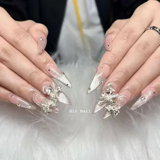 ネイル Hin Nail Salonのネイルデザイン