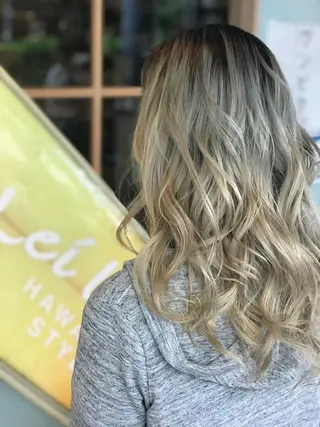 ロング カラー ヘアアレンジ 溝部裕太Hair salon808代表のヘアスタイル