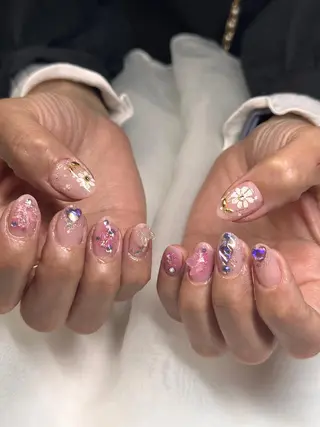 ネイル うにゃねいる🌷 Mayaのネイルデザイン