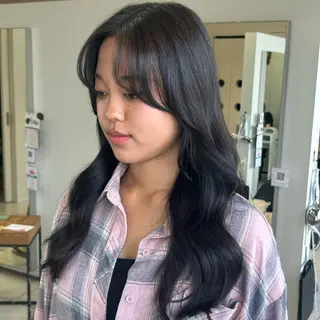 ロング luca˖ ࣪⊹/ 海外レイヤー/鎌倉のヘアスタイル