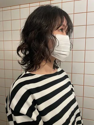 ミディアム パーマ 狩野 羅夢のヘアスタイル