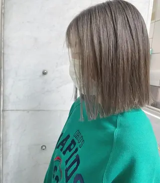 ミディアム カラー RU RIのヘアスタイル