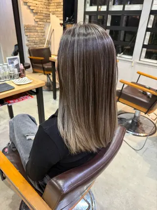 ロング ブリーチ特化 コンテスト優勝サロンのヘアスタイル