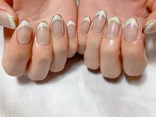 ショート カラー ネイル マツエク・マツパ illum hicariのネイルデザイン