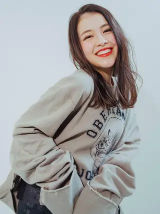 セミロング カラー 小川 舜人のヘアスタイル
